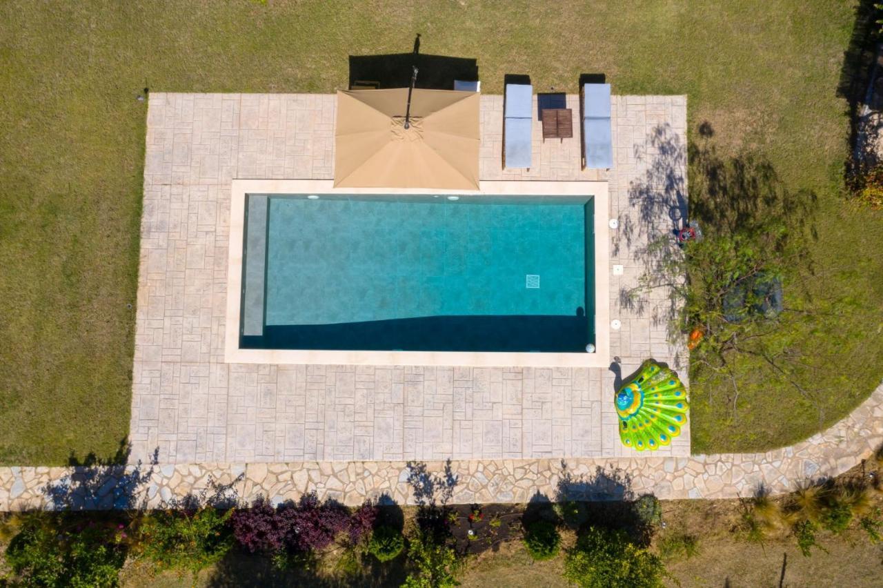 Vasilikí Artemis Stone Villa מראה חיצוני תמונה